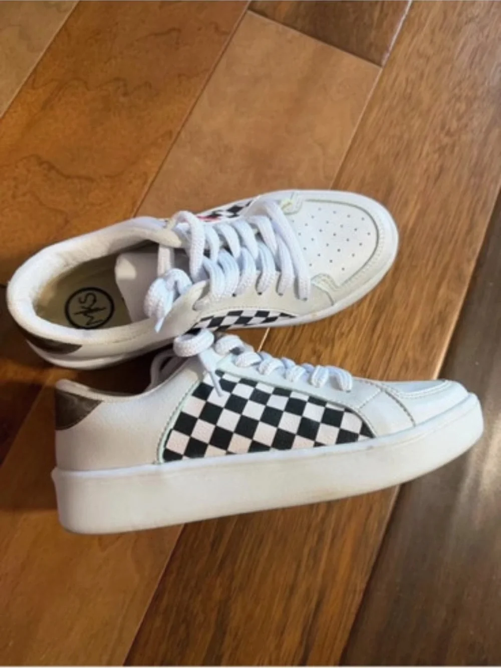 Women’s White Sneakers with Pink Star and Checker Accents